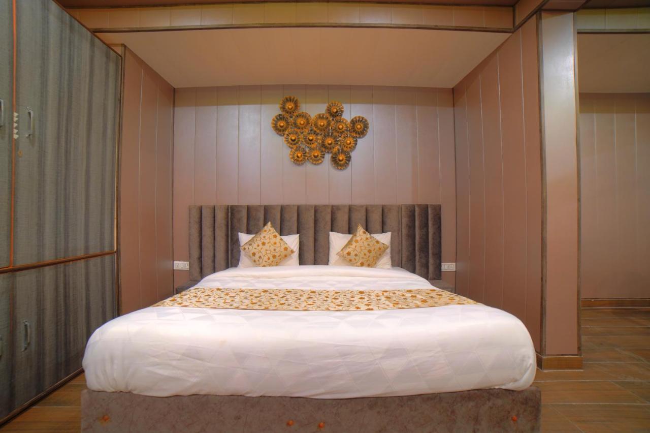 Yogved Hospitality & Resort Risikés Kültér fotó